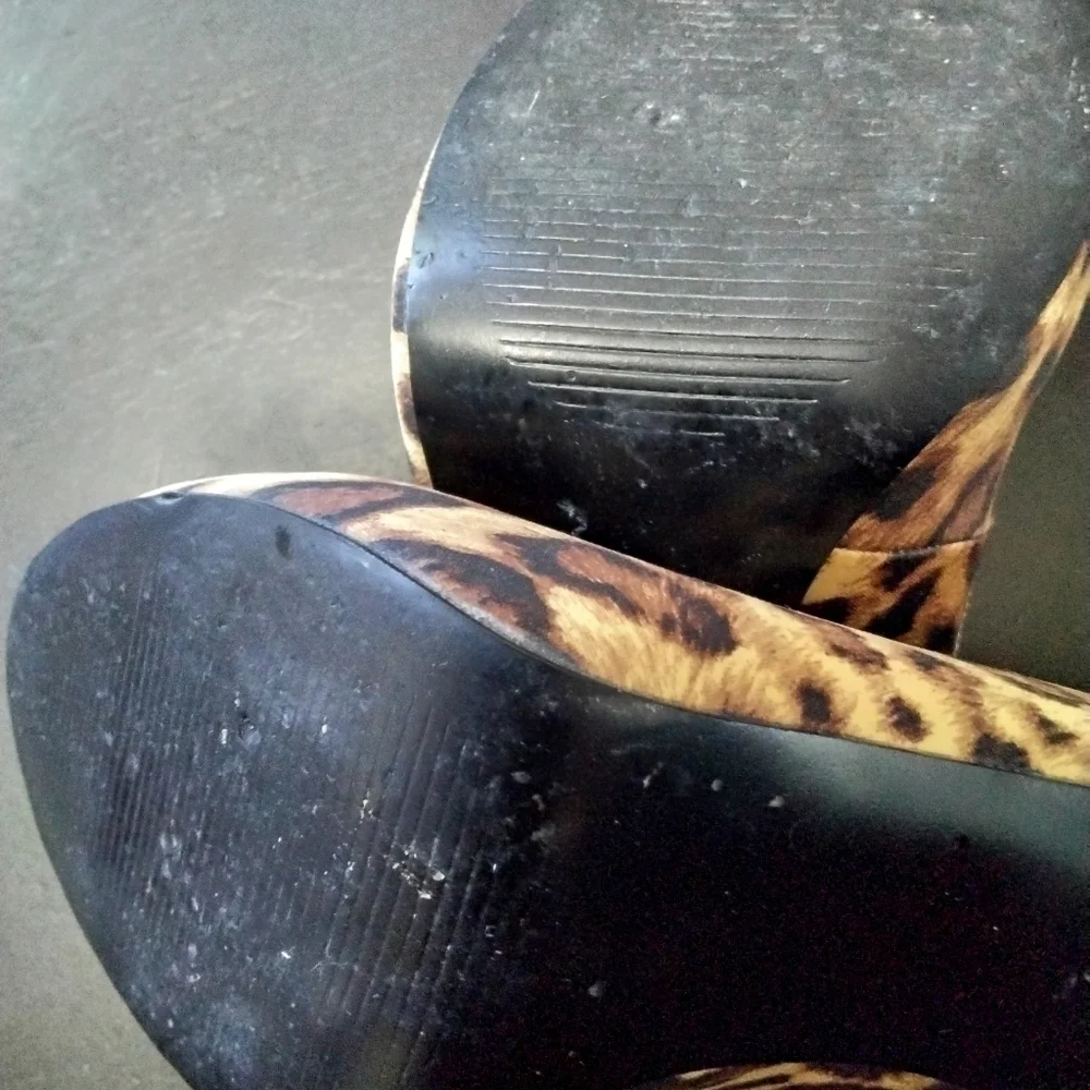 Guess Calf Hair Open Toe Pumps Size   7M